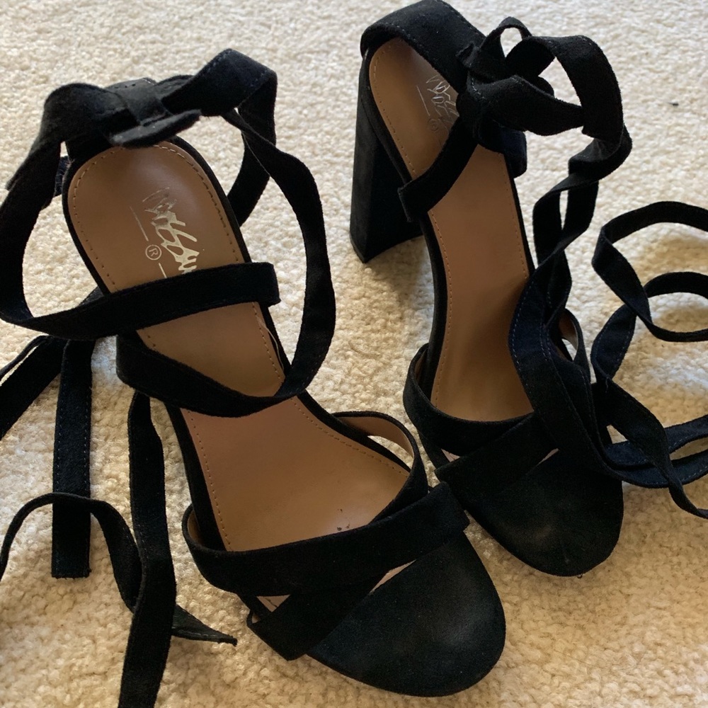 Tied heels
